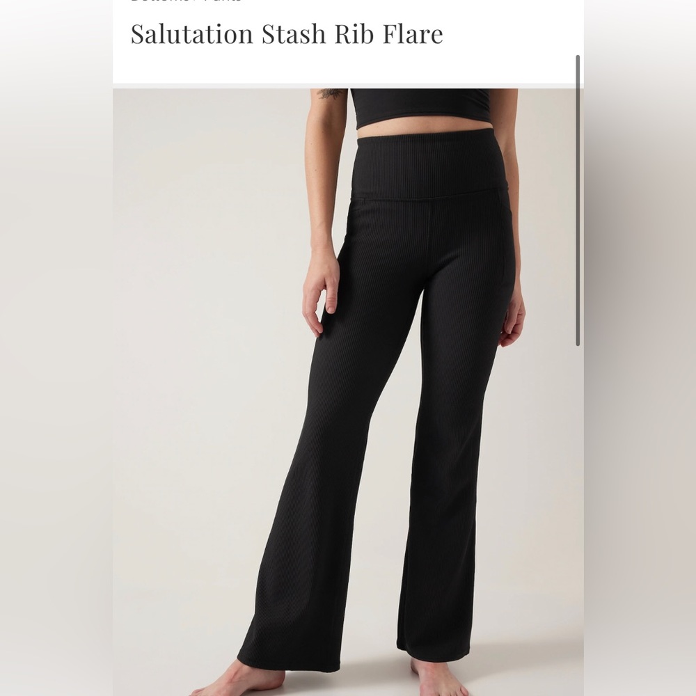 ATHLETA Salutation Stash Rib Flare